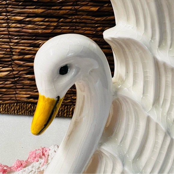 Vintage White Ceramic Swan Planter Mid-Century Modern Coastal Decor Elegant Bird - Picture 8 of 16